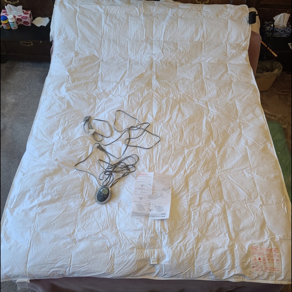 Heated Comforter- Queen Size
NOT FOR SALE